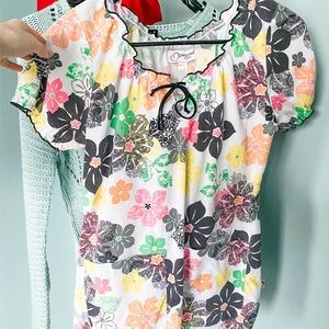 Peaches Uniforms Floral Scrub Top